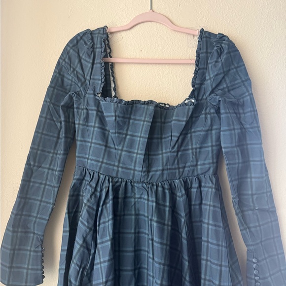 House of CB Delia Long Sleeve Midi Cocktail Dress - Picture 3 of 6